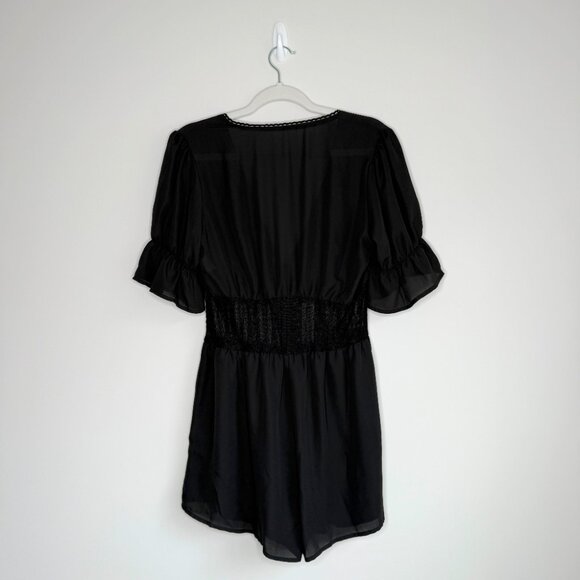 Black V Neck Lace Waist Romper - Picture 3 of 8